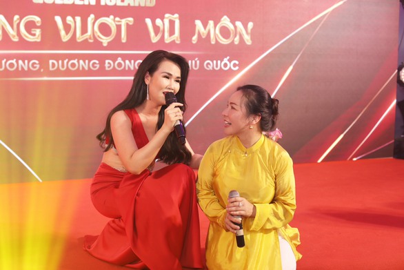 Diễn viên Quý Bình: ‘Tôi hạnh phúc khi vừa được phụ vợ chăm con, vừa hoạt động nghệ thuật’ - Ảnh 5. Diễn viên Quý Bình: ‘Tôi hạnh phúc khi vừa được phụ vợ chăm con, vừa hoạt động nghệ thuật’ - Ảnh 5.