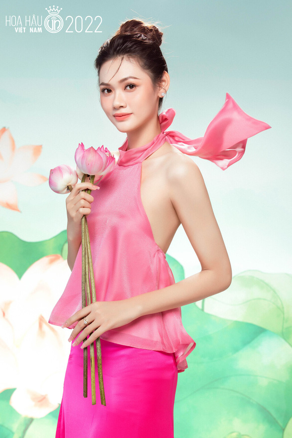 Ngắm bộ ảnh ‘tươi như bông’ của dàn thí sinh Hoa hậu Việt Nam 2022 - Ảnh 22.