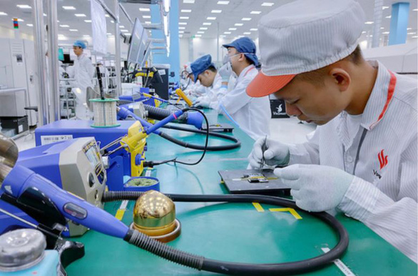 Các ông lớn công nghệ đổ hàng tỉ USD vào ngành chip ở Việt Nam - Ảnh 2.
