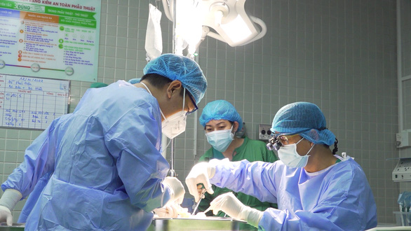 Lần đầu tiên ghép da từ người cho chết não ở Việt Nam - Ảnh 1.