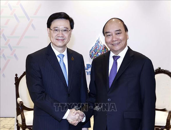 Chủ tịch nước tiếp trưởng đặc khu Hong Kong tại Thái Lan - Ảnh 1.