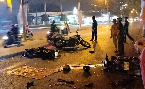 Điều tra vụ tai nạn giữa mô tô CSGT và hai xe máy ở TP.HCM, một người nguy kịch - Ảnh 1.