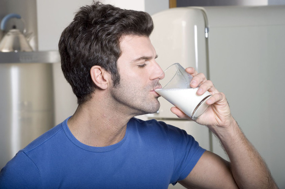 Cô gái ngã quỵ trước chàng trai gọi sữa để uống trong buổi hẹn đầu - Ảnh 3.