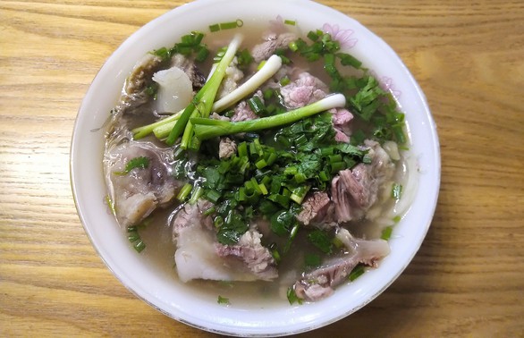 Phở nhuận bút ngon quá! - Ảnh 1.