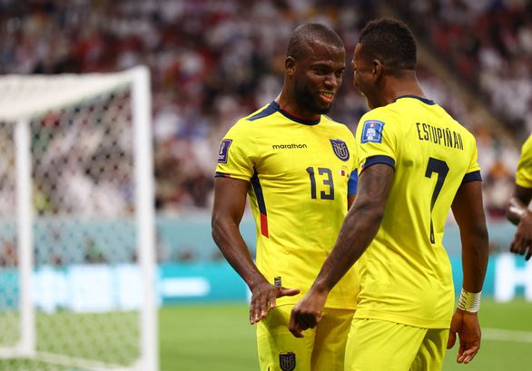 Valencia lập cú đúp, Ecuador hạ chủ nhà Qatar ở trận khai mạc World Cup 2022 - Ảnh 1.