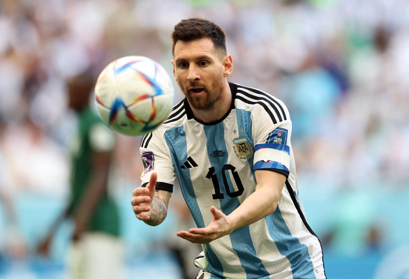 Địa chấn World Cup 2022: Saudi Arabia quật ngã Argentina 2-1 - Ảnh 2.