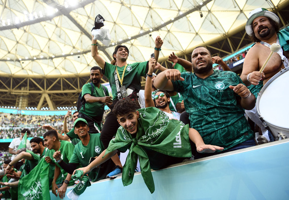 Saudi Arabia cho cả nước nghỉ lễ để ăn mừng chiến thắng trước Argentina - Ảnh 1.