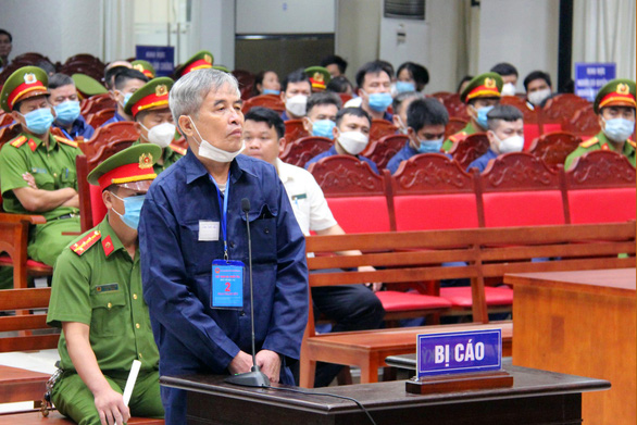 Trùm buôn lậu xăng: Xin giảm án cho con trai để về chăm lo gia đình đang bi đát - Ảnh 1.