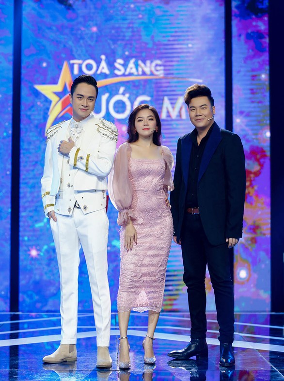 Nhật Tinh Anh hé lộ bản hit để đời giúp mình ‘cơm no áo ấm’ - Ảnh 1. Nhật Tinh Anh hé lộ bản hit để đời giúp mình ‘cơm no áo ấm’ - Ảnh 1.