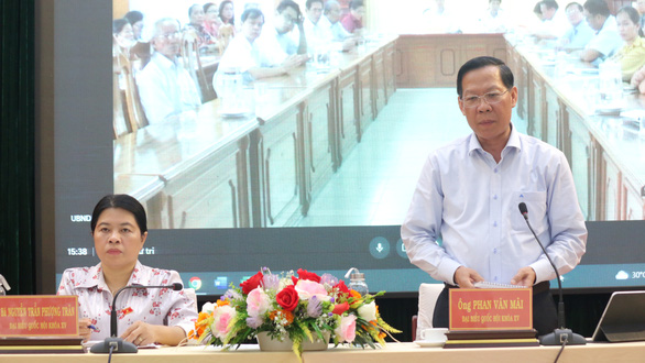 Chủ tịch Phan Văn Mãi hứa với bà con lần cuối về dự án chống ngập - Ảnh 1.