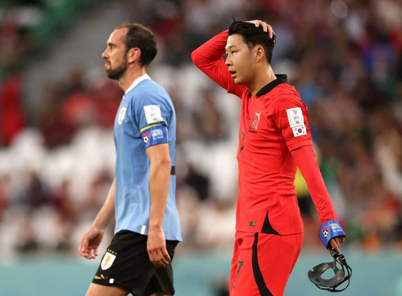 Tại sao Son Heung Min phải đeo mặt nạ khi thi đấu World Cup 2022? - Ảnh 3.