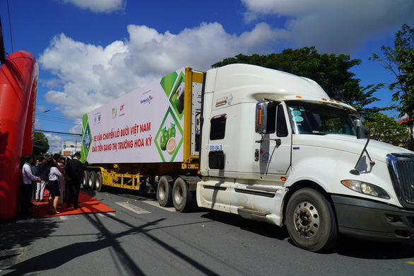 Lô bưởi da xanh đầu tiên xuất sang thị trường Mỹ - Ảnh 1.