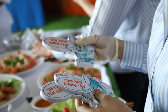 Kỷ lục Việt Nam: 122 món ăn từ tôm và muối Bạc Liêu - Ảnh 8.