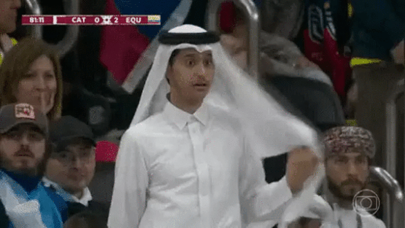 Hoàng tử Qatar chơi mạng xã hội, vừa gia nhập đã có chục triệu fan - Ảnh 1.