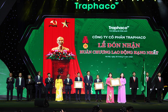 Công ty Traphaco kỷ niệm 50 năm thành lập, nhận Huân chương Lao động hạng nhất - Ảnh 4.
