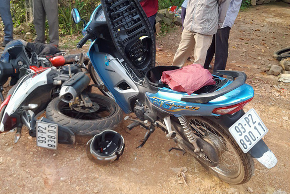 Truy đuổi hơn 10km bắt hai nghi phạm liên tiếp trộm cắp nhiều xe máy - Ảnh 1.