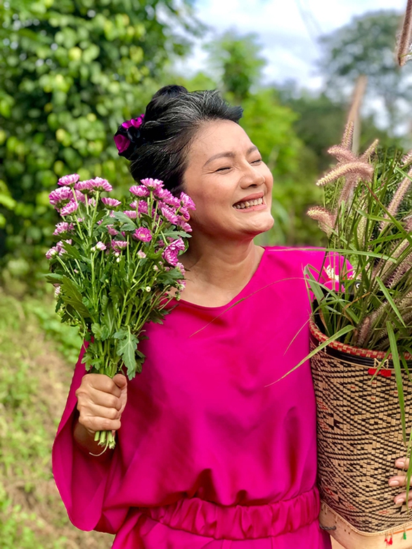 Ảnh vui sao Việt 5-11: Con gái Đông Nhi khoái chí xuất ngoại cùng bố mẹ - Ảnh 8. Ảnh vui sao Việt 5-11: Con gái Đông Nhi khoái chí xuất ngoại cùng bố mẹ - Ảnh 8.
