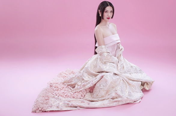Thúy Vân ra mắt MV Trái tim yếu đuối, có gây tranh cãi như MV debut? - Ảnh 3. Thúy Vân ra mắt MV Trái tim yếu đuối, có gây tranh cãi như MV debut? - Ảnh 3.