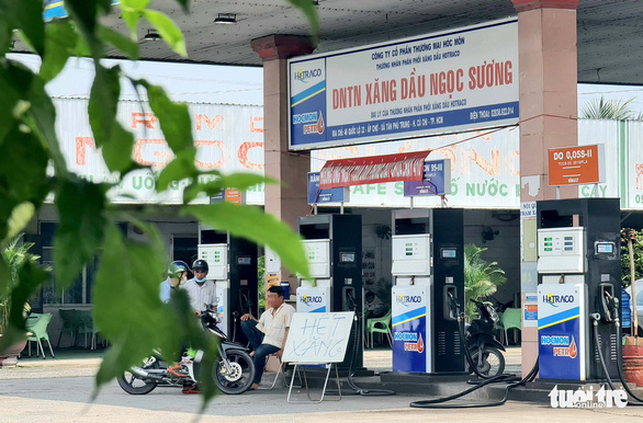 Bộ Tài chính đề nghị tăng chi phí đưa xăng dầu về Việt Nam tối đa thêm 660 đồng - Ảnh 1.