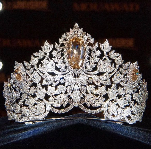 Ngọc Châu có cơ hội đội vương miện 130 tỉ đồng từ Miss Universe? - Ảnh 3. Ngọc Châu có cơ hội đội vương miện 130 tỉ đồng từ Miss Universe? - Ảnh 3.