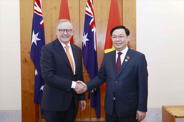 Chủ tịch Quốc hội Vương Đình Huệ hội kiến Thủ tướng Úc - Ảnh 1.