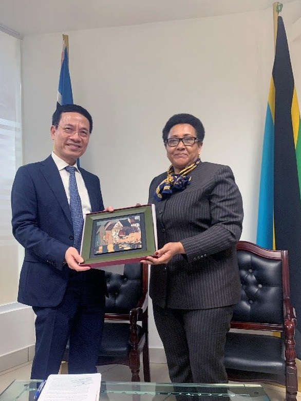 Đoàn đại biểu Việt Nam kết thúc chuyến thăm và dự Đại hội Đảng Cách mạng Tanzania - Ảnh 3. Đoàn đại biểu Việt Nam kết thúc chuyến thăm và dự Đại hội Đảng Cách mạng Tanzania - Ảnh 3.