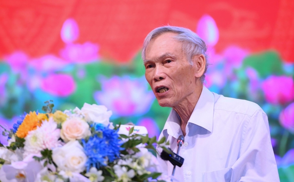 Ông Lê Doãn Hợp: Nghệ An vẫn là tỉnh nghèo, phải có nghị quyết ‘quyết chí làm giàu’ - Ảnh 2. Ông Lê Doãn Hợp: Nghệ An vẫn là tỉnh nghèo, phải có nghị quyết ‘quyết chí làm giàu’ - Ảnh 2.