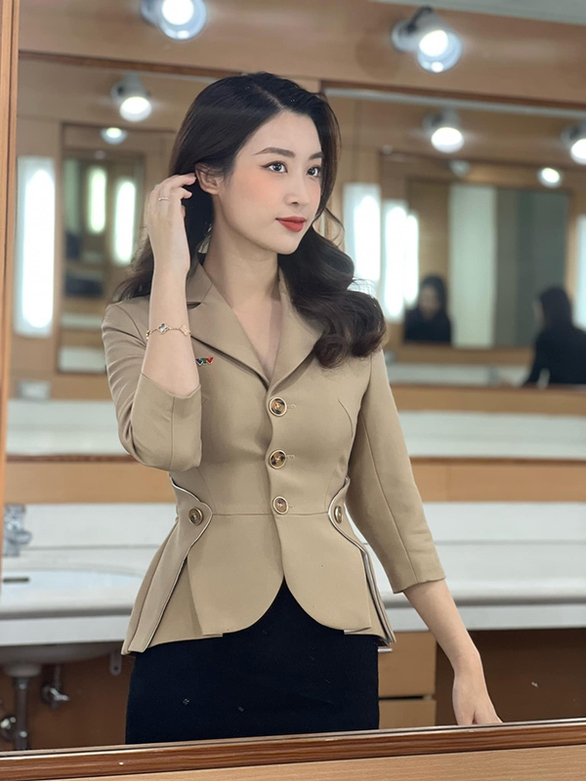 Ảnh vui sao Việt 14-12: Tiến Luật cầu con trai lớn để thấu hiểu ‘nỗi khổ đàn ông’ - Ảnh 2. Ảnh vui sao Việt 14-12: Tiến Luật cầu con trai lớn để thấu hiểu ‘nỗi khổ đàn ông’ - Ảnh 2.
