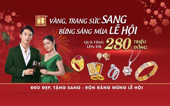 Vàng, trang sức sang bừng sáng mùa lễ hội - Ảnh 1. Vàng, trang sức sang bừng sáng mùa lễ hội - Ảnh 1.