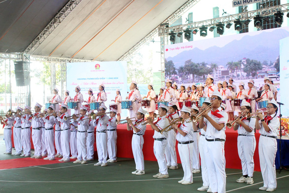 12.000 thiếu nhi biểu diễn trống kèn chào mừng thành công Đại hội Đoàn toàn quốc - Ảnh 2.