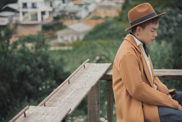 Vừa thắng giải TikTok, Hứa Kim Tuyền tung luôn EP mới và bản tình ca cùng Orange - Ảnh 2. Vừa thắng giải TikTok, Hứa Kim Tuyền tung luôn EP mới và bản tình ca cùng Orange - Ảnh 2.