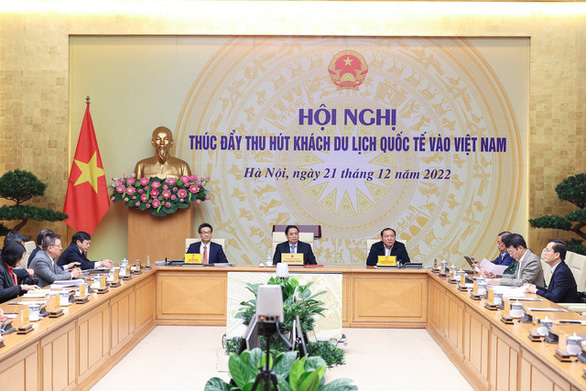 Du lịch Việt đi trước, về sau, Thủ tướng hỏi do cách làm hay trách nhiệm? - Ảnh 1.