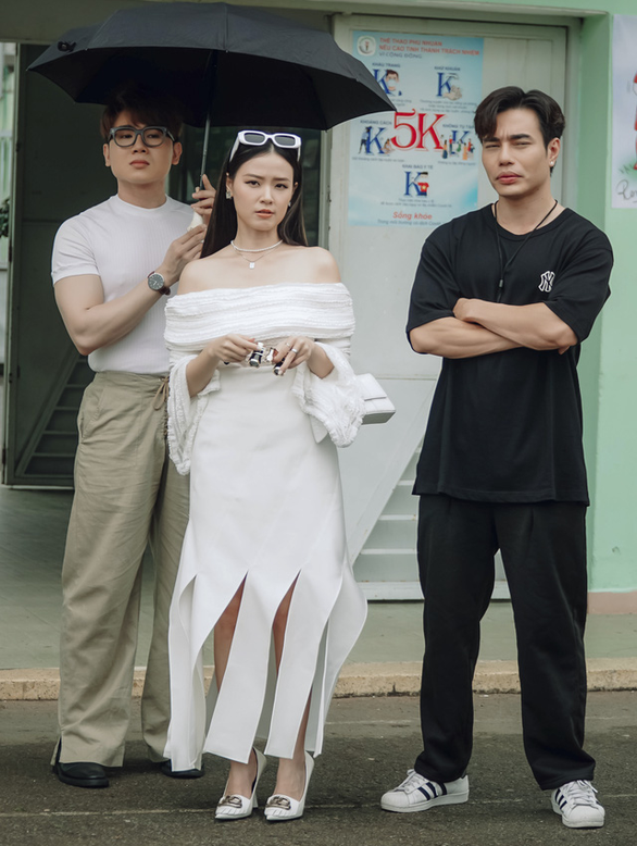 Lee Min Ho Đồng Nai thú nhận tình cảm với Midu ở teaser Khi ta hai lăm - Ảnh 2. Lee Min Ho Đồng Nai thú nhận tình cảm với Midu ở teaser Khi ta hai lăm - Ảnh 2.