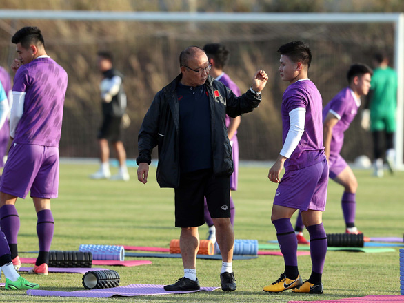 Hôm nay tuyển Việt Nam đá trận đầu ở AFF Cup với đội tuyển Lào: Ra quân chiến thắng? - Ảnh 1.