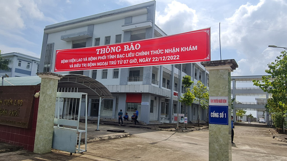 Bệnh viện 200 tỉ đồng trùm mền hơn một năm bắt đầu khám nhưng chỉ nhận ngoại trú - Ảnh 1.