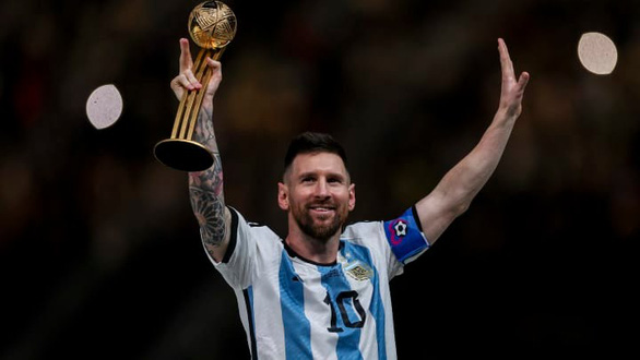 Messi được mời đặt dấu chân tại thánh địa Maracana - Ảnh 1.
