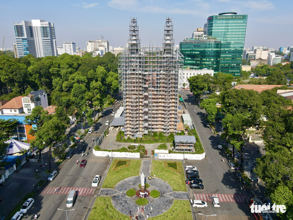 Khánh thành dàn giao hưởng chuông tại nhà thờ Đức Bà - Ảnh 5.