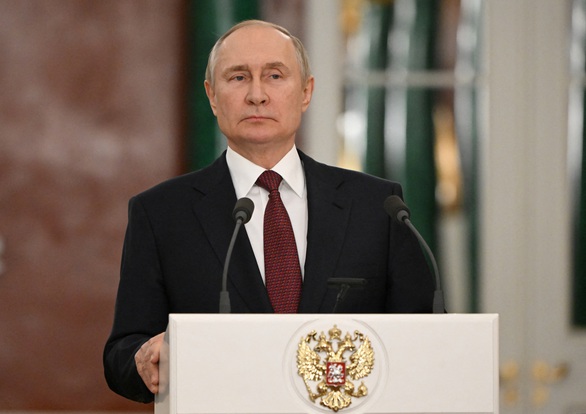 Thông điệp ngừng chiến của ông Putin - Ảnh 1. Thông điệp ngừng chiến của ông Putin - Ảnh 1.