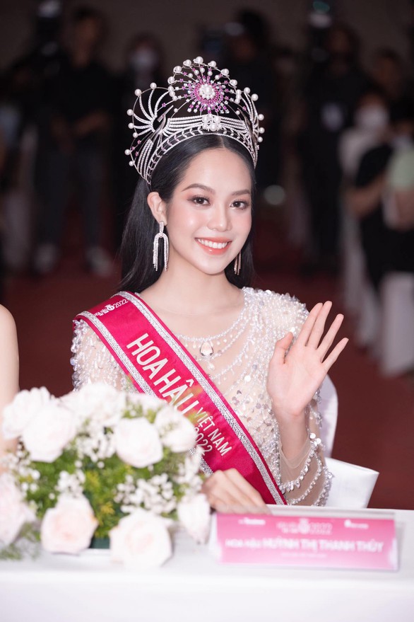 Tân Hoa hậu Việt Nam 2022: Ba mẹ từng ngăn cản tôi dự thi - Ảnh 3. Tân Hoa hậu Việt Nam 2022: Ba mẹ từng ngăn cản tôi dự thi - Ảnh 3.