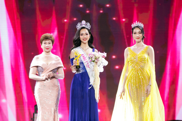 Ban tổ chức Hoa hậu Việt Nam xin lỗi khán giả sự cố đầm xuyên thấu của Phương Anh - Ảnh 1.
