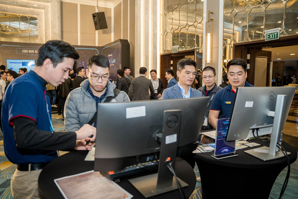 Ra mắt giải pháp AI và Big Data hỗ trợ doanh nghiệp Việt sản xuất kinh doanh - Ảnh 1.