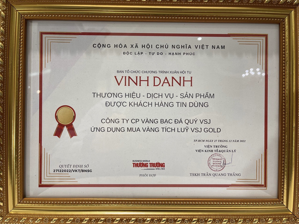 Ứng dụng VSJ Gold nhận giải thưởng ‘Thương hiệu được khách hàng tin dùng’ - Ảnh 2.