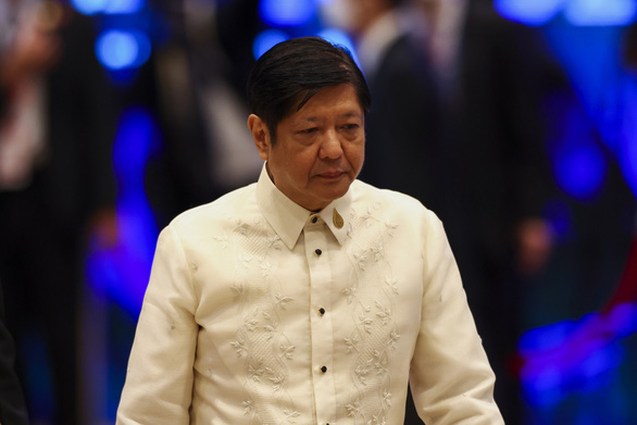 Tổng thống Philippines sắp thăm Trung Quốc, lập kênh liên lạc trực tiếp về Biển Đông - Ảnh 1.