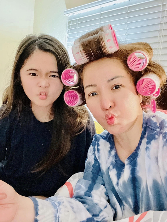 Ảnh vui sao Việt 29-12: Mai Phương Thúy ‘cưa sừng làm nghé’ - Ảnh 7. Ảnh vui sao Việt 29-12: Mai Phương Thúy ‘cưa sừng làm nghé’ - Ảnh 7.