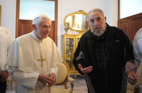 Cựu Giáo hoàng Benedict XVI qua đời - Ảnh 3.