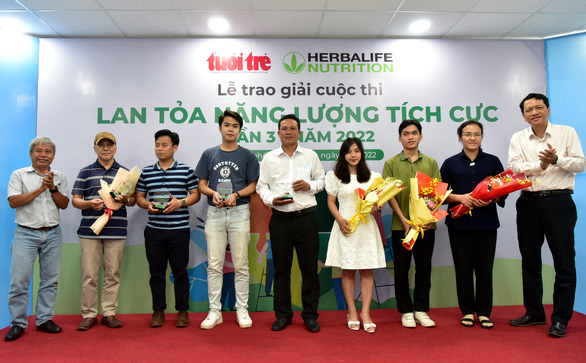 Báo Tuổi Trẻ trao giải cuộc thi Lan tỏa năng lượng tích cực năm 2022 - Ảnh 5.