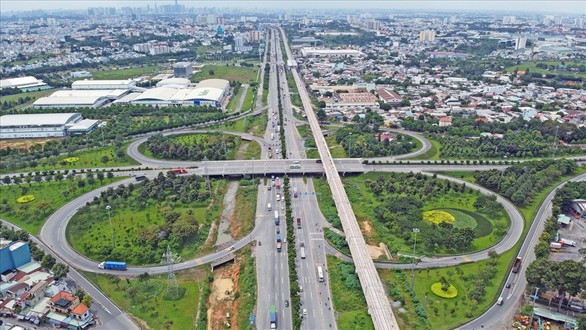 Thành phố Vinh mở rộng gấp đôi, lộ diện trung tâm kinh tế mới - Ảnh 1. Thành phố Vinh mở rộng gấp đôi, lộ diện trung tâm kinh tế mới - Ảnh 1.