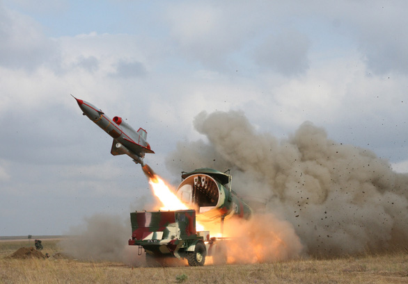 Mỹ nói không khuyến khích Ukraine có vũ khí tấn công vào lãnh thổ Nga - Ảnh 1.