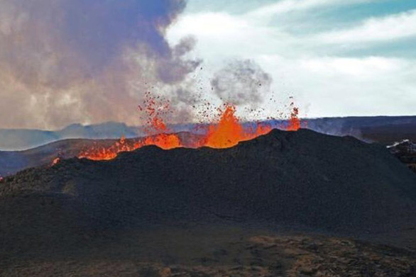 47 núi lửa đang phun trào khắp thế giới - Ảnh 2.