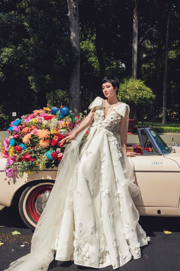 Ảnh vui sao Việt 9-12: Vợ chồng Văn Anh - Tú Vi tấu hài - Ảnh 5. Ảnh vui sao Việt 9-12: Vợ chồng Văn Anh - Tú Vi tấu hài - Ảnh 5.